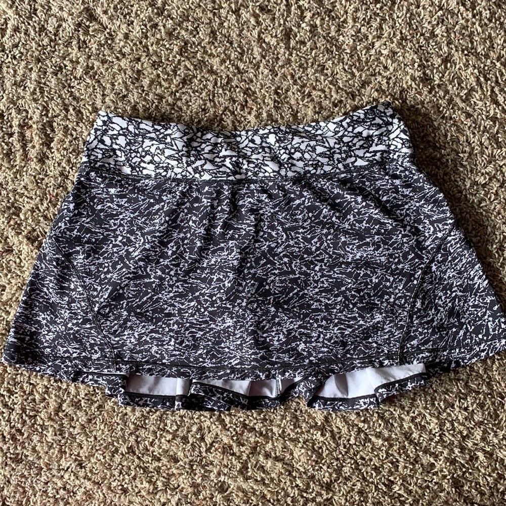 COPY - Lululemon Circuit Breaker skort, size 6